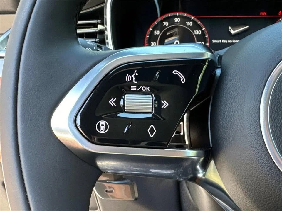 2026 Jaguar F-Pace - Image 14 of 17
