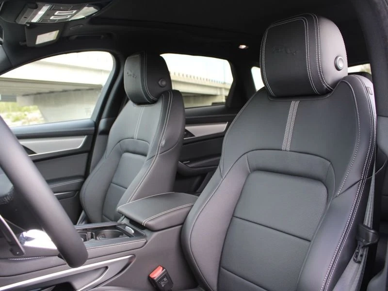 2026 Jaguar F-Pace - Image 8 of 18