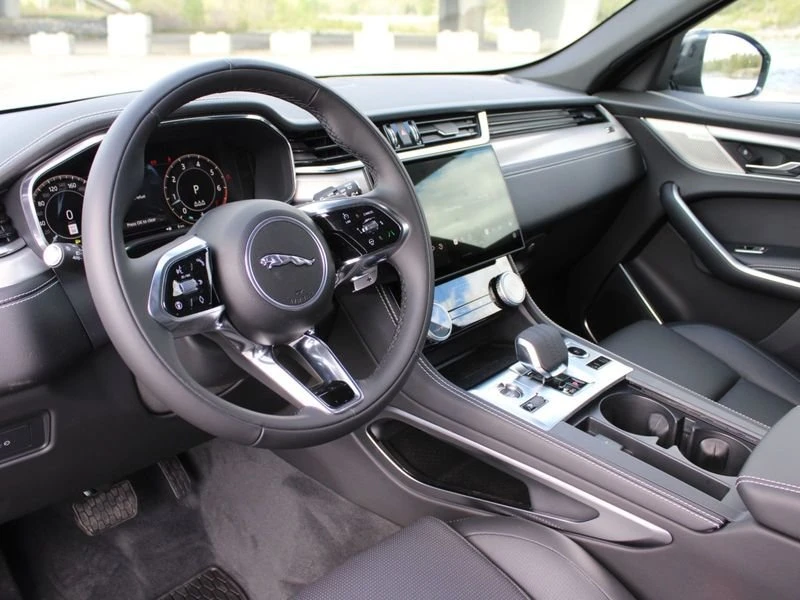 2026 Jaguar F-Pace - Image 6 of 18