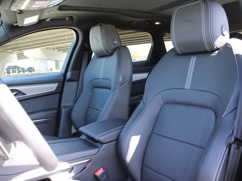 2026 Jaguar F-Pace - Image 8 of 18