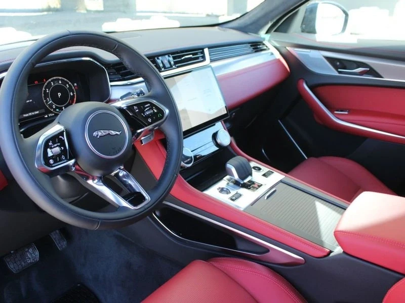 2026 Jaguar F-Pace - Image 7 of 19