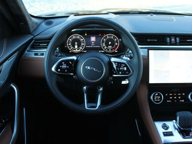 2026 Jaguar F-Pace - Image 8 of 20