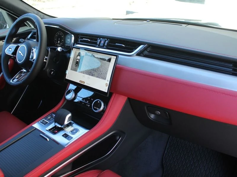 2026 Jaguar F-Pace - Image 11 of 20
