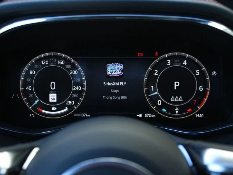 2026 Jaguar F-Pace - Image 13 of 20