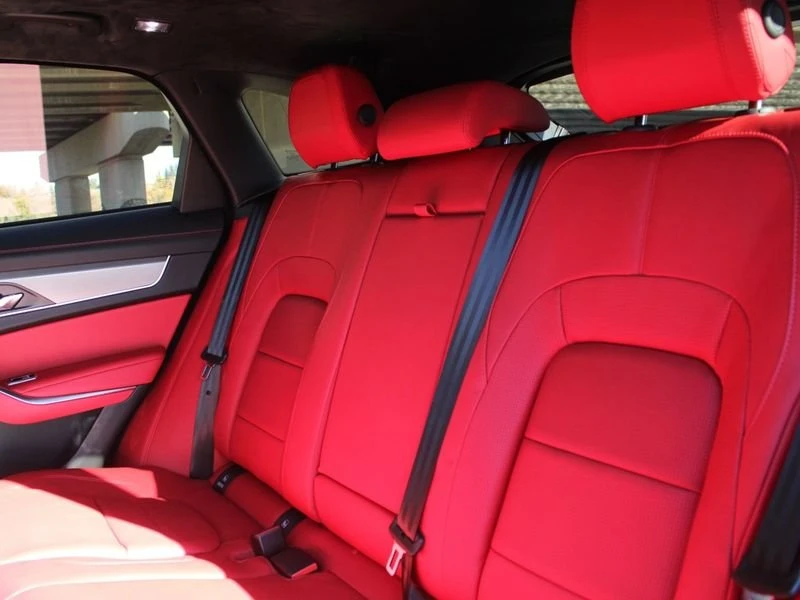 2026 Jaguar F-Pace - Image 19 of 20