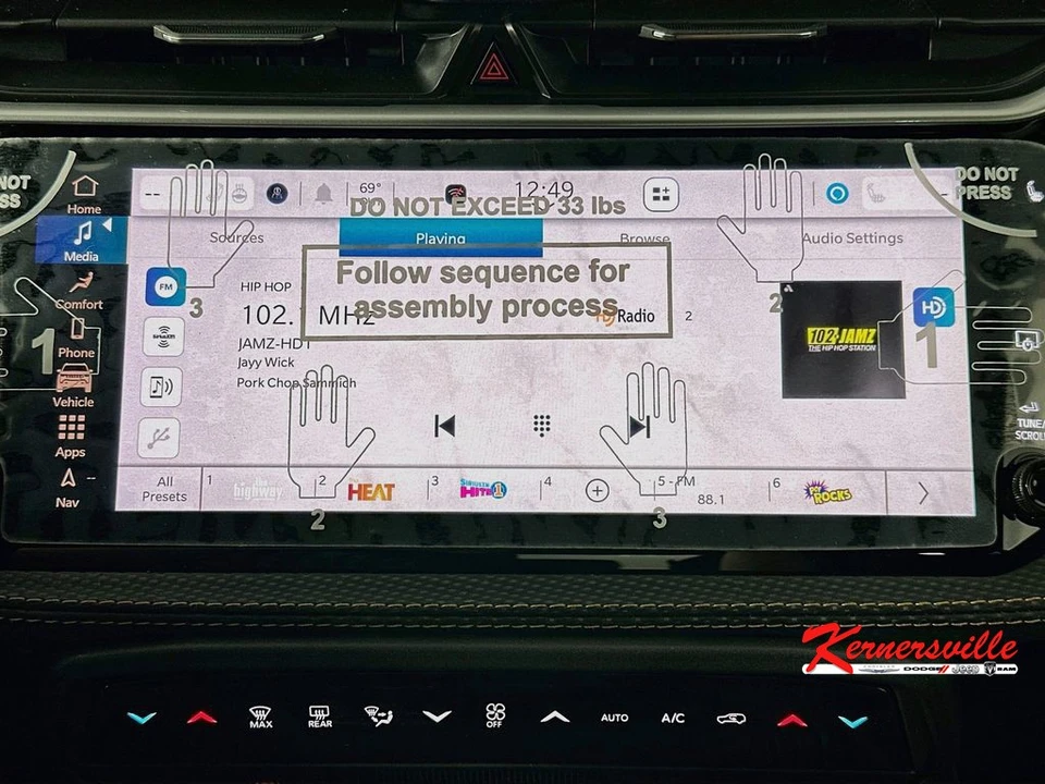 2026 Jeep Cherokee - Image 13 of 22