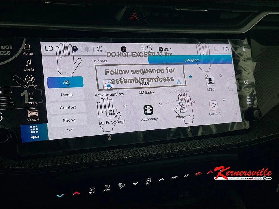 2026 Jeep Cherokee - Image 15 of 21