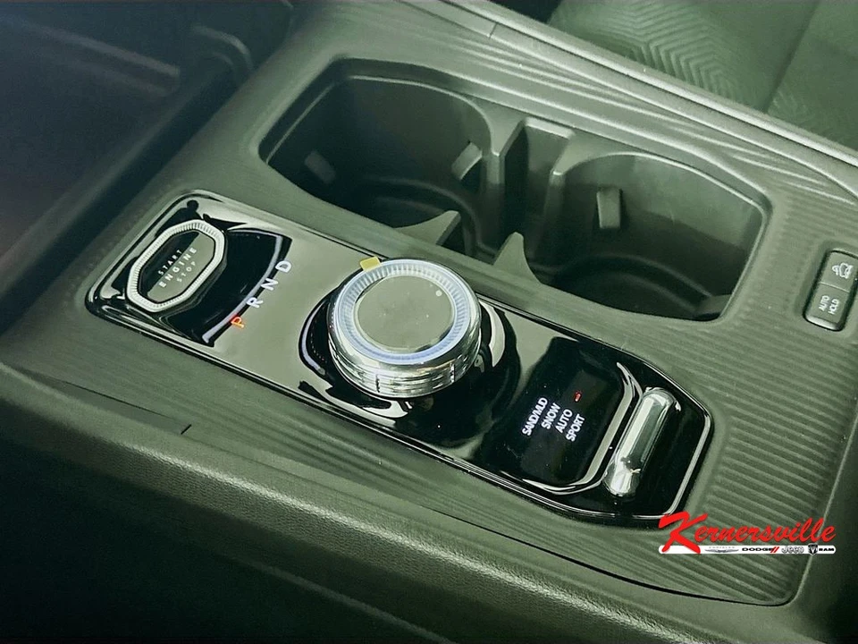 2026 Jeep Cherokee - Image 12 of 21