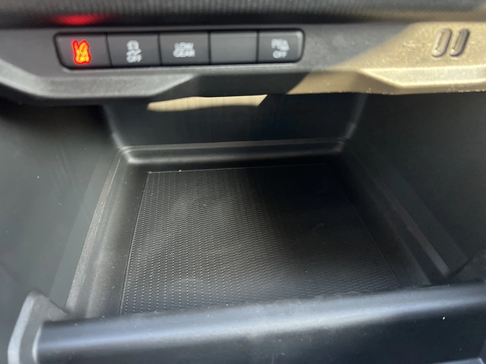 2026 Jeep Cherokee - Image 21 of 30