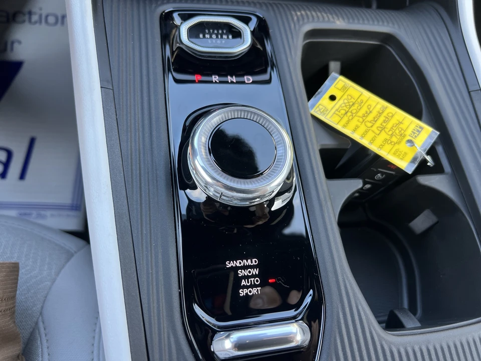 2026 Jeep Cherokee - Image 22 of 30