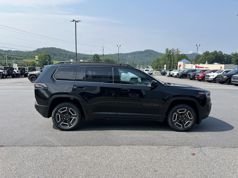 2026 Jeep Cherokee - Image 4 of 29