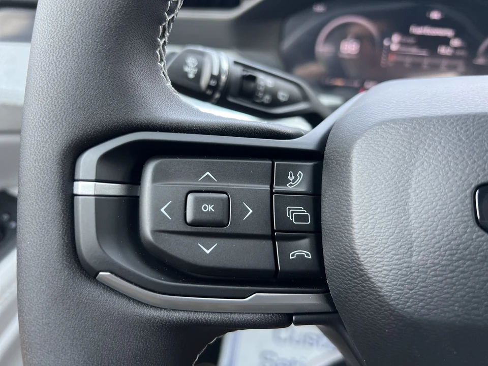 2026 Jeep Cherokee - Image 26 of 29