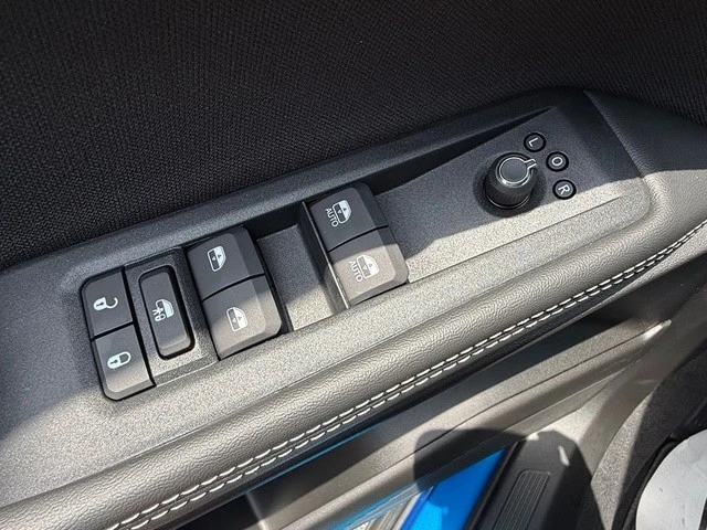 2026 Jeep Cherokee - Image 13 of 29
