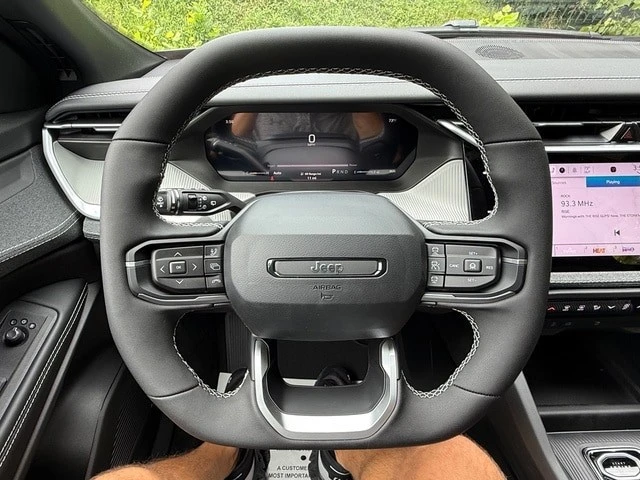 2026 Jeep Cherokee - Image 20 of 29