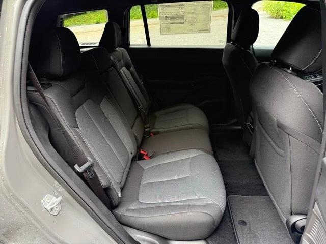 2026 Jeep Cherokee - Image 18 of 29