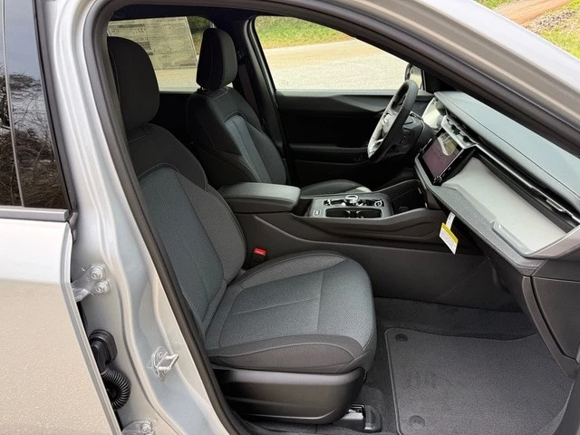 2026 Jeep Cherokee - Image 20 of 29
