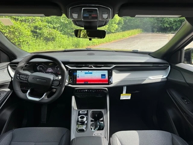 2026 Jeep Cherokee - Image 11 of 31