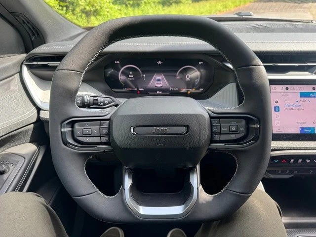2026 Jeep Cherokee - Image 20 of 31