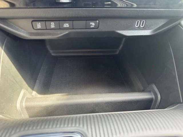 2026 Jeep Cherokee - Image 26 of 31