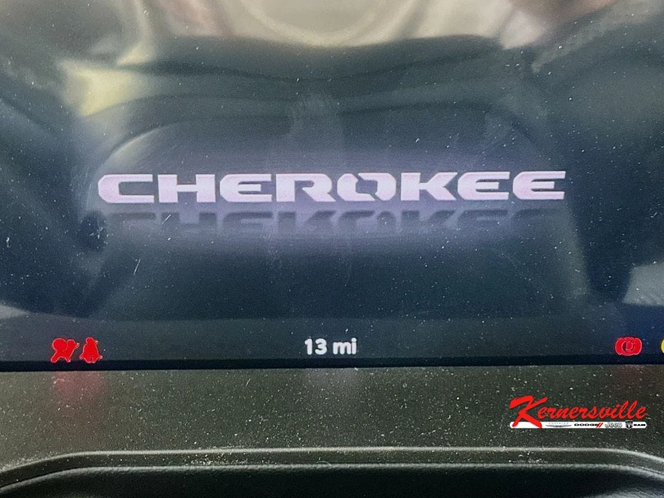2026 Jeep Cherokee - Image 11 of 21