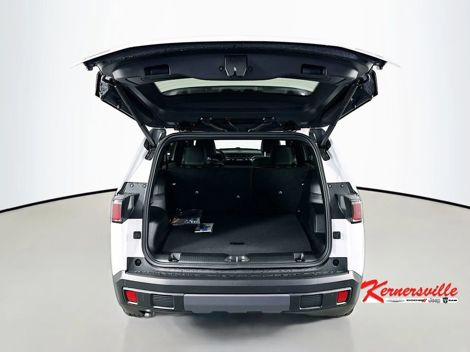 2026 Jeep - Image 16 of 22