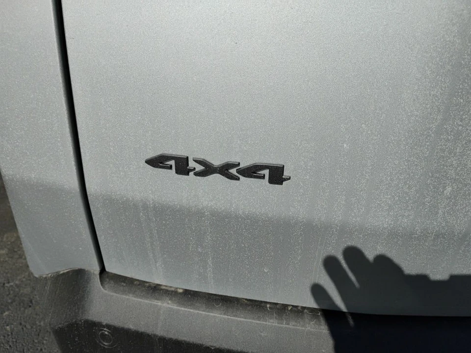 2026 Jeep Cherokee - Image 11 of 12