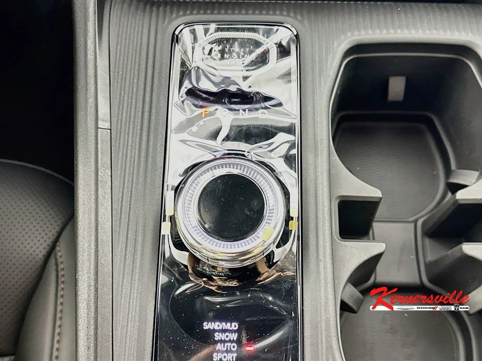 2026 Jeep Cherokee - Image 12 of 22