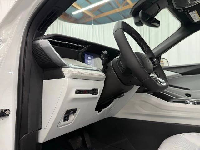 2026 Jeep Cherokee - Image 15 of 29