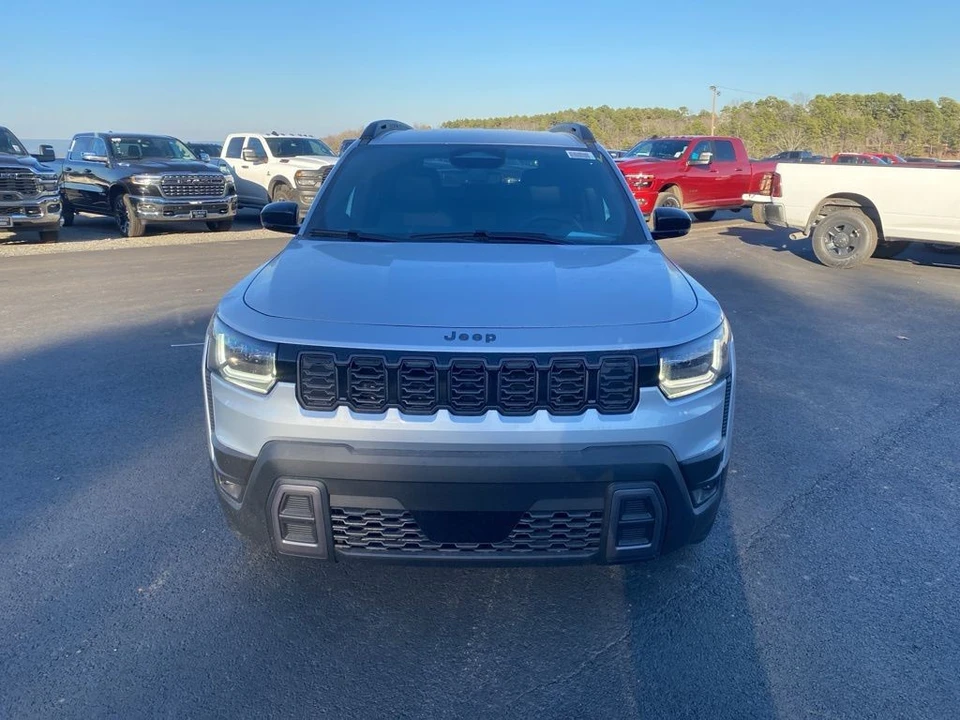 2026 Jeep Cherokee - Image 2 of 12