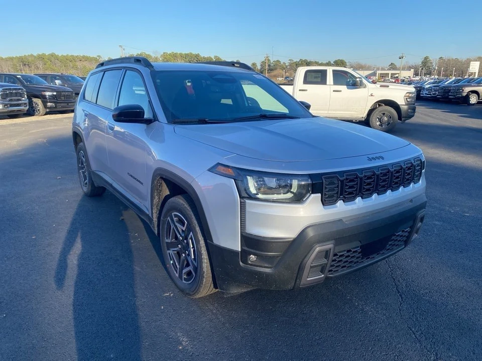 2026 Jeep Cherokee - Image 3 of 12