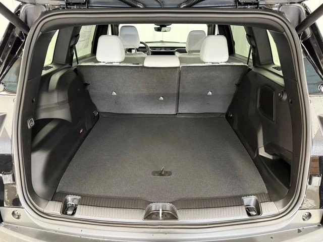 2026 Jeep Cherokee - Image 23 of 29