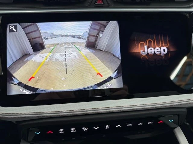 2026 Jeep Cherokee - Image 20 of 29