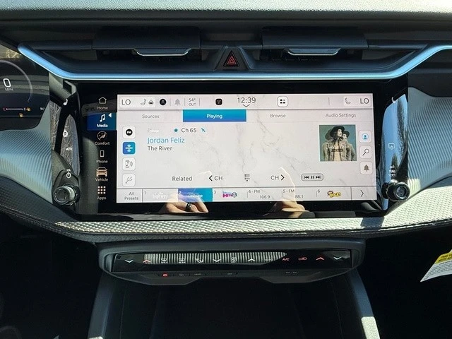 2026 Jeep Cherokee - Image 23 of 31