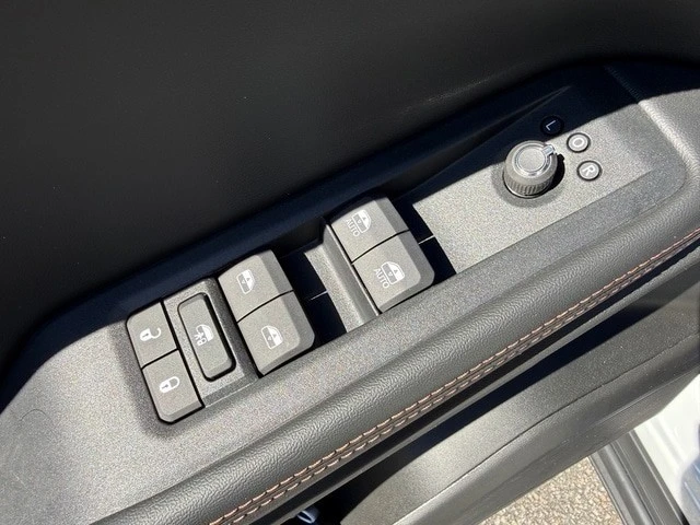 2026 Jeep Cherokee - Image 13 of 21