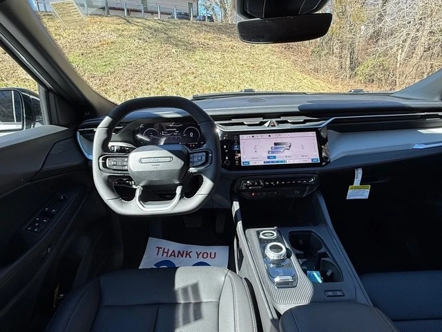 2026 Jeep Cherokee - Image 11 of 31