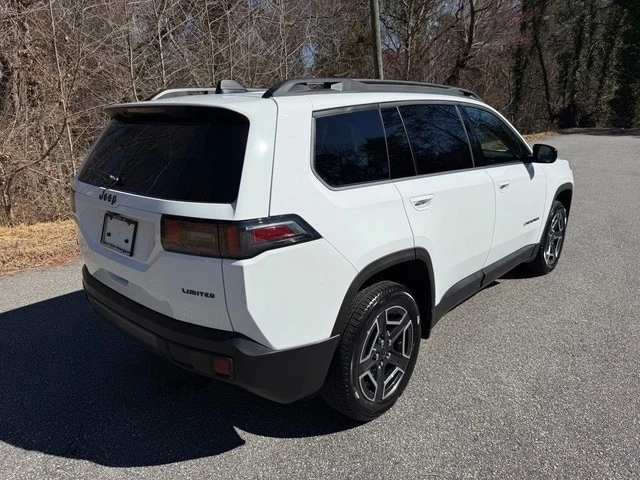 2026 Jeep Cherokee - Image 7 of 31