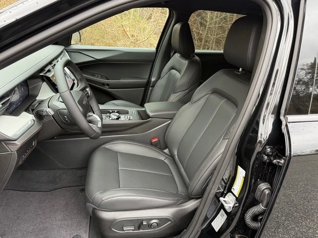 2026 Jeep Cherokee - Image 12 of 21