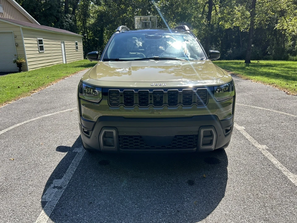 2026 Jeep Cherokee - Image 20 of 31