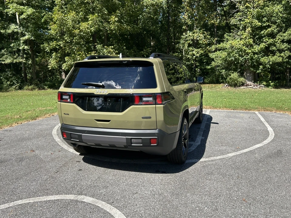 2026 Jeep Cherokee - Image 6 of 31