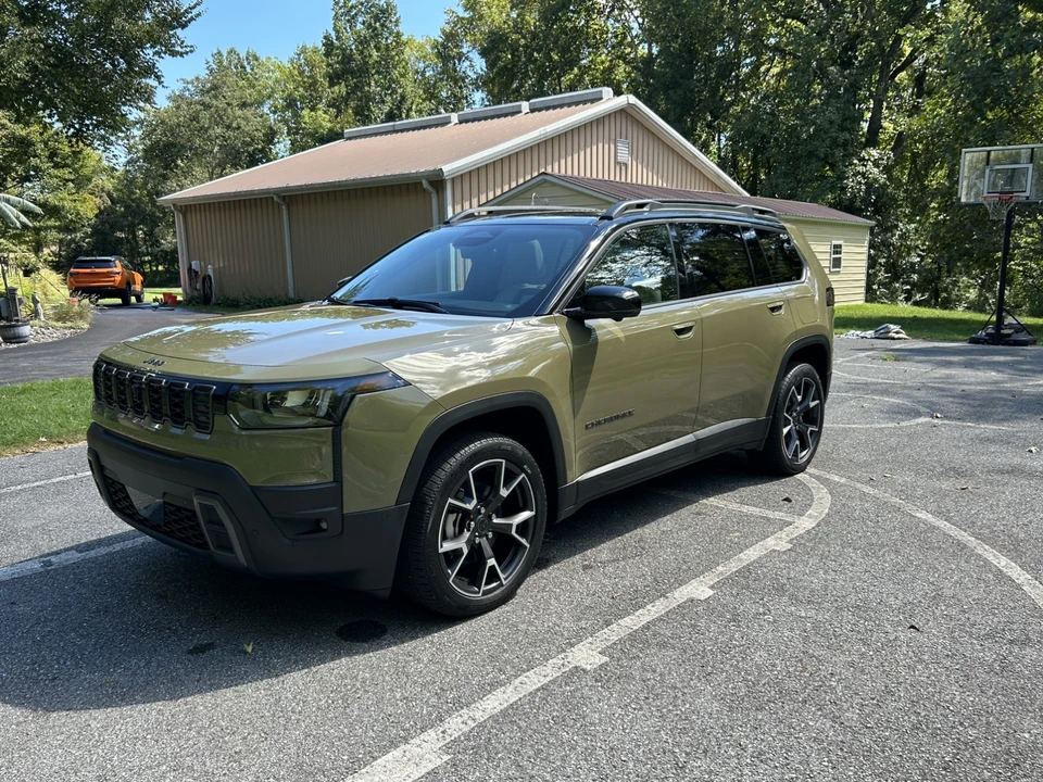 2026 Jeep Cherokee - Image 19 of 31