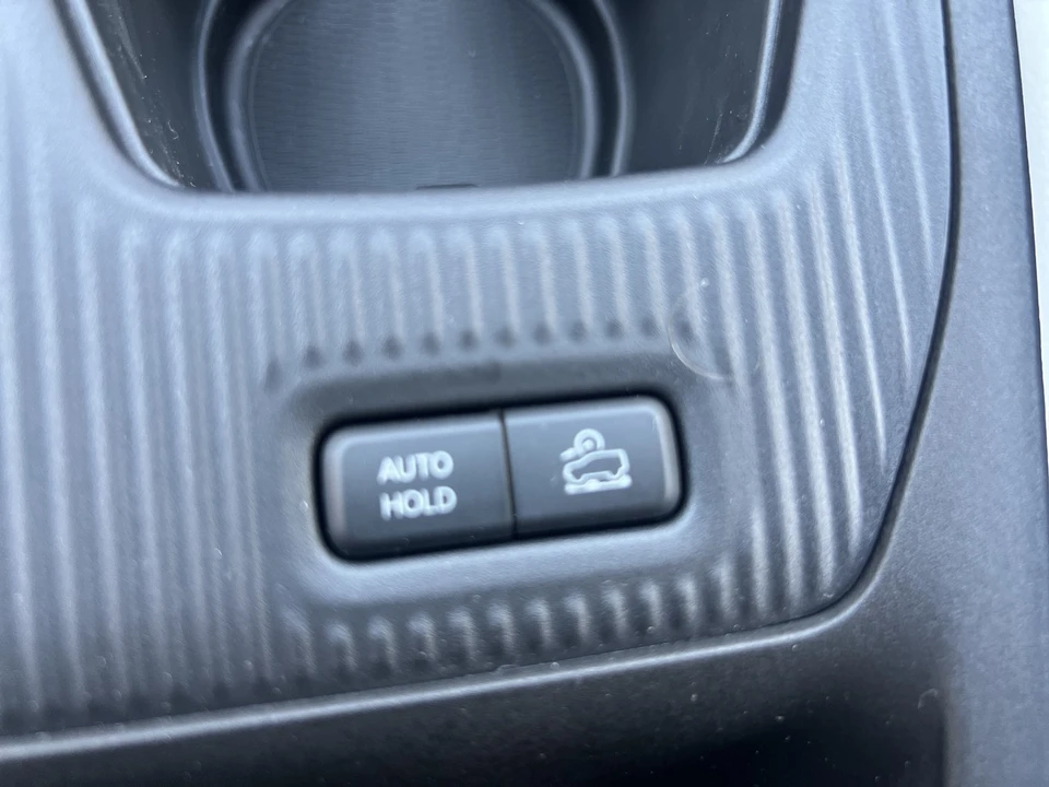 2026 Jeep Cherokee - Image 26 of 31