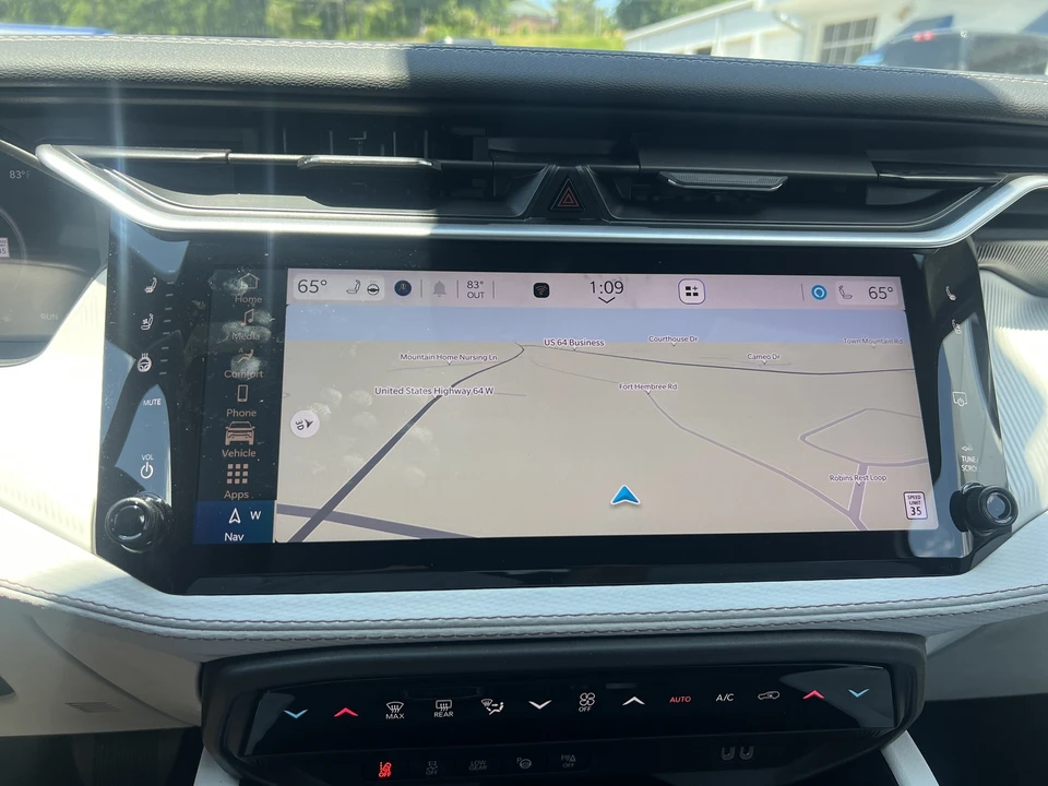 2026 Jeep Cherokee - Image 23 of 31