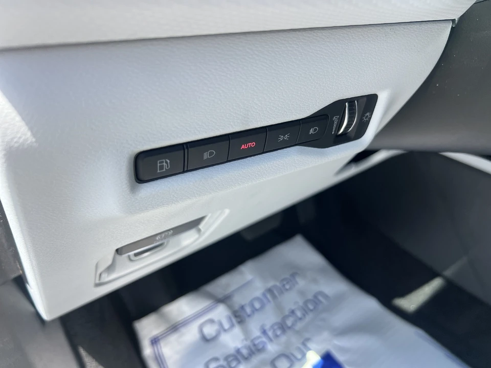 2026 Jeep Cherokee - Image 19 of 31