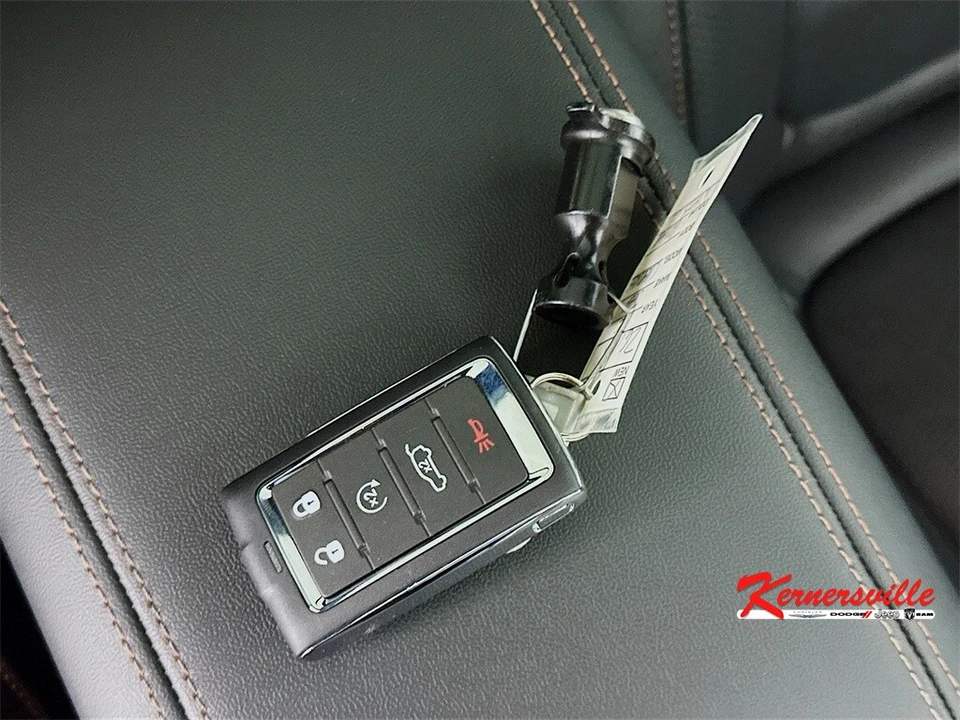 2026 Jeep WL Grand Cherokee - Image 19 of 21