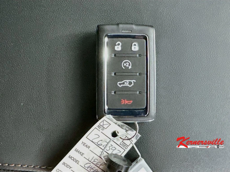 2026 Jeep Cherokee - Image 19 of 21