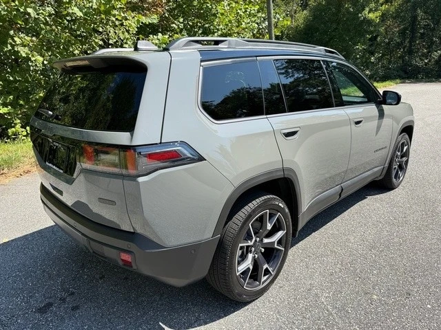 2026 Jeep Cherokee - Image 7 of 31