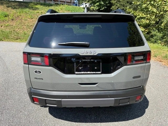 2026 Jeep Cherokee - Image 8 of 31
