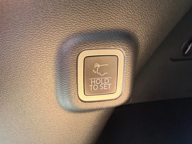 2026 Jeep Cherokee - Image 20 of 31