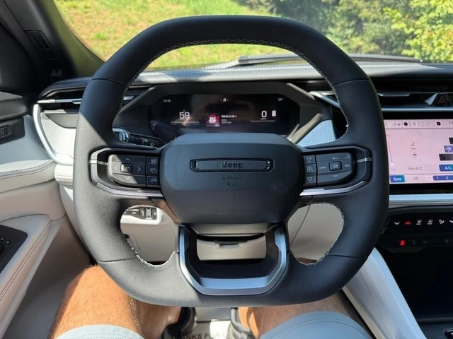 2026 Jeep Cherokee - Image 23 of 31
