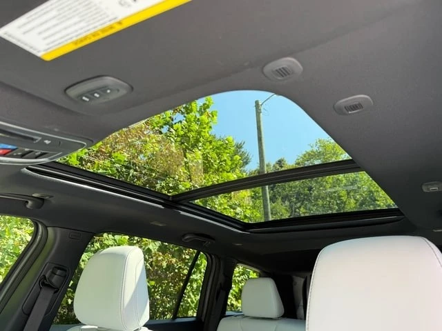2026 Jeep Cherokee - Image 29 of 31